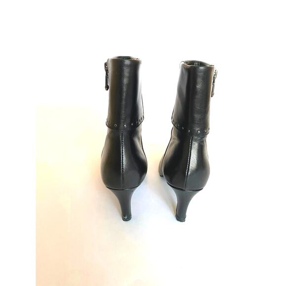 Tahari Black Leather Ankle Boot Heeled Studded Size 7M - Picture 2 of 10